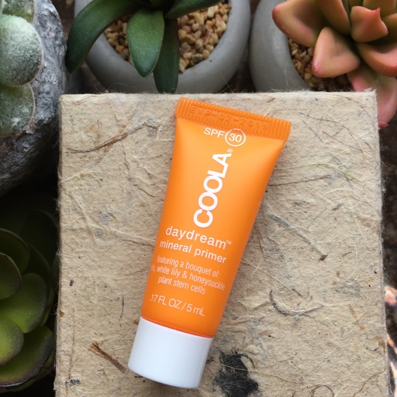 coola mineral primer